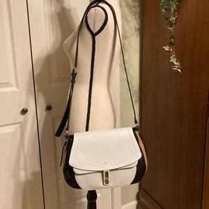 Guess saddle crossbody bag / handbag / purse
